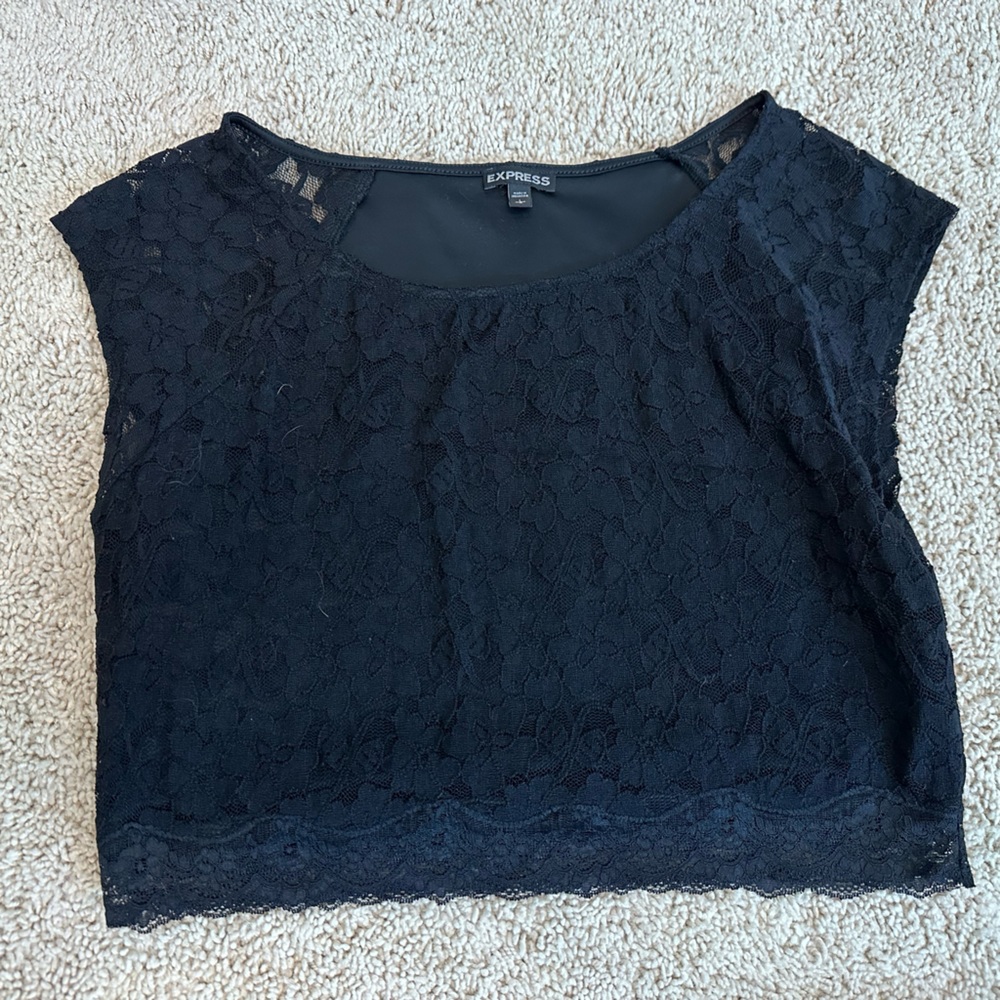 Black crop top express size l